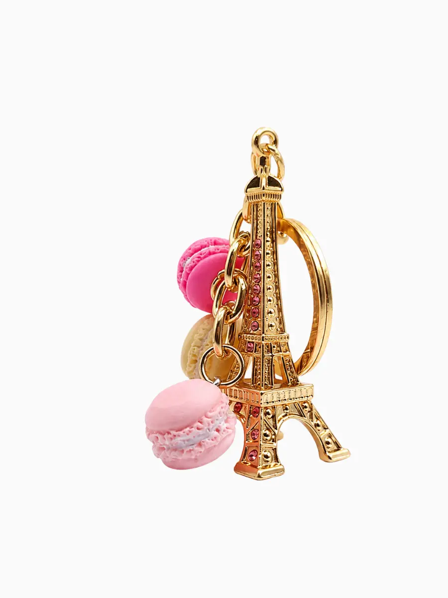 Gold-Tour-Eiffel-with-Mini-Macarons-Keychain_Roneljake
