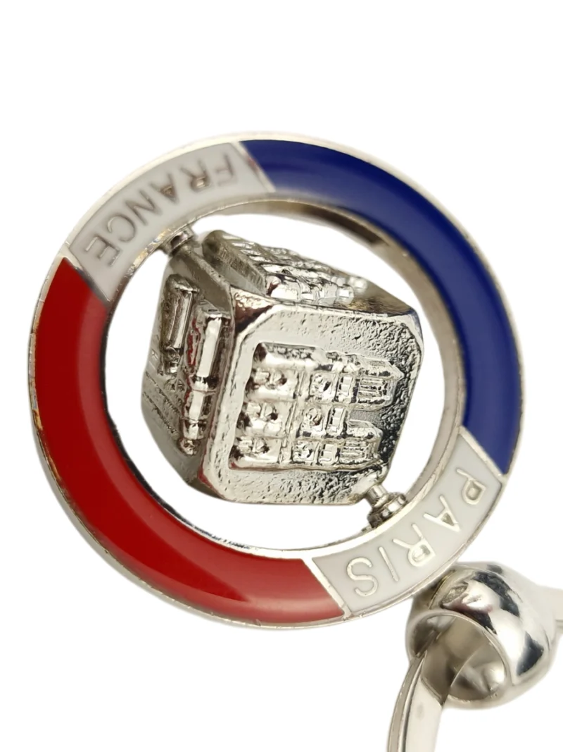 Paris-Souvenir-Keyring-Cube-Roneljake