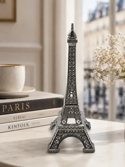 Eiffel-Tower-Souvenir-Gift_Roneljake